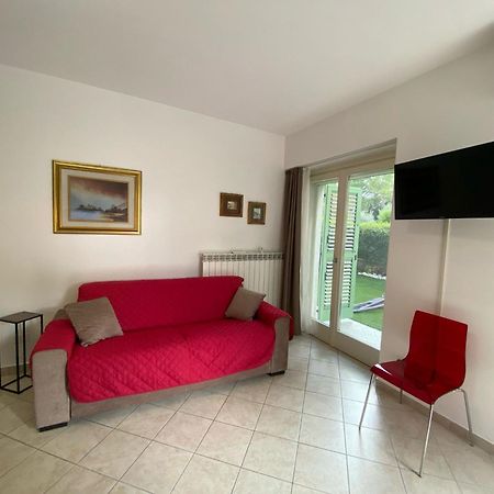 Alma Apartment Σιρμιόνε Εξωτερικό φωτογραφία