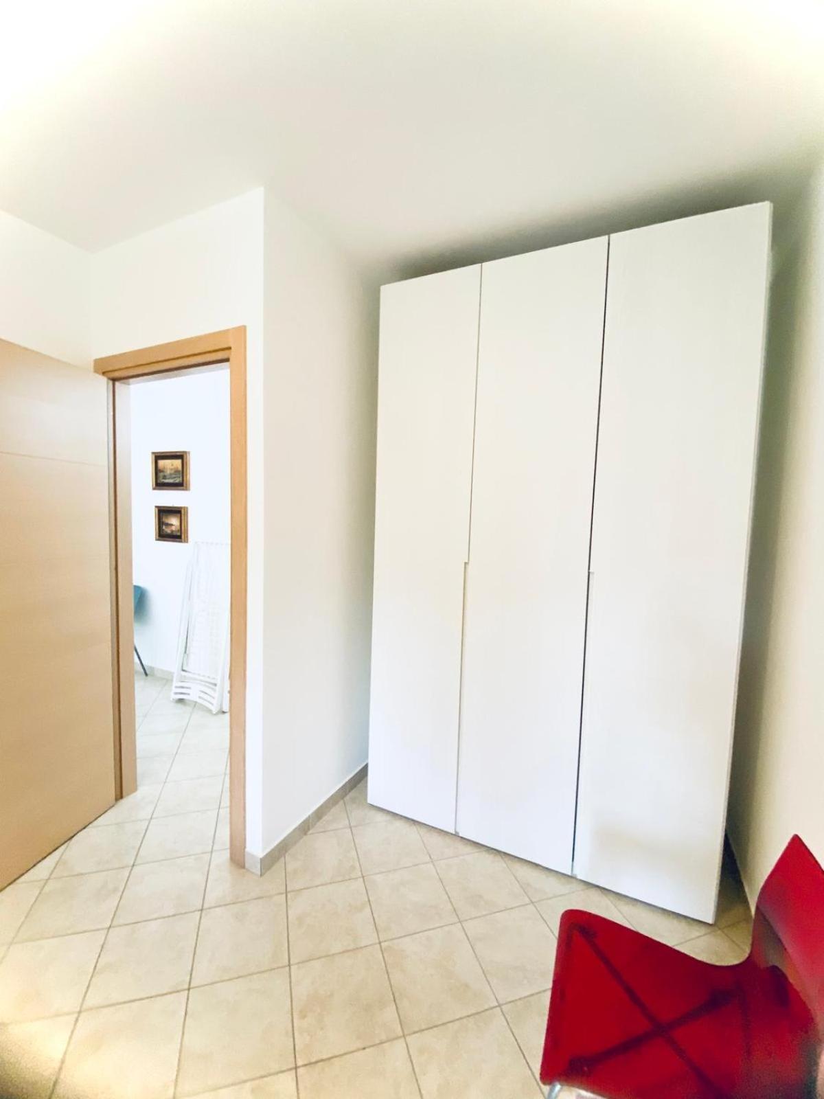 Alma Apartment Σιρμιόνε Δωμάτιο φωτογραφία