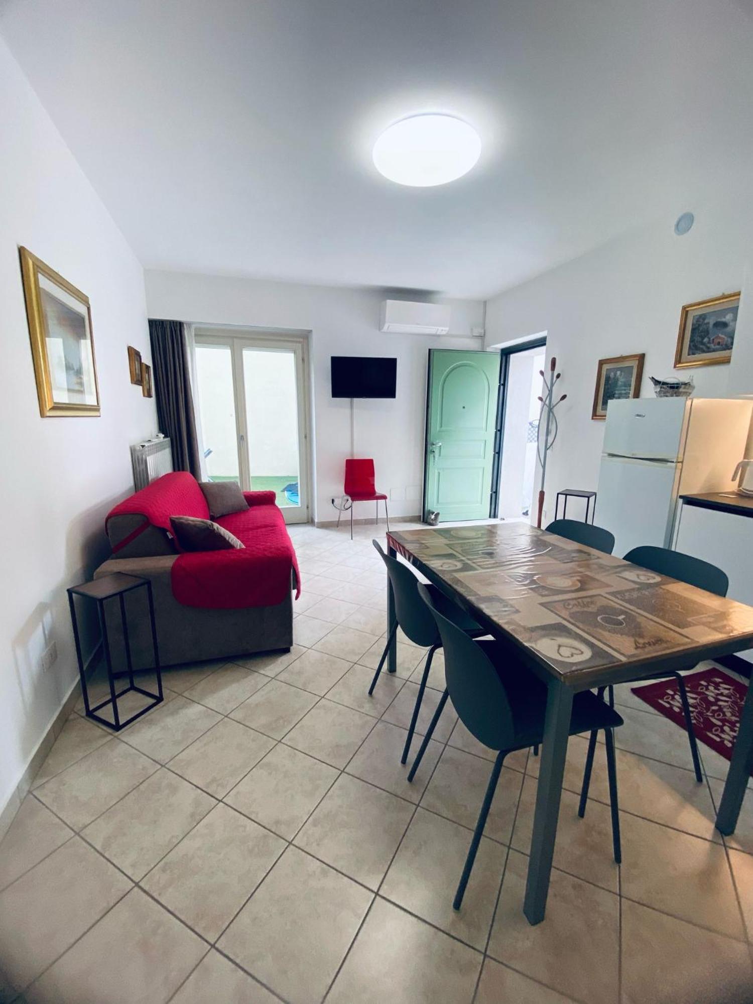 Alma Apartment Σιρμιόνε Εξωτερικό φωτογραφία