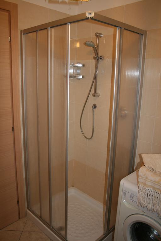 Alma Apartment Σιρμιόνε Εξωτερικό φωτογραφία