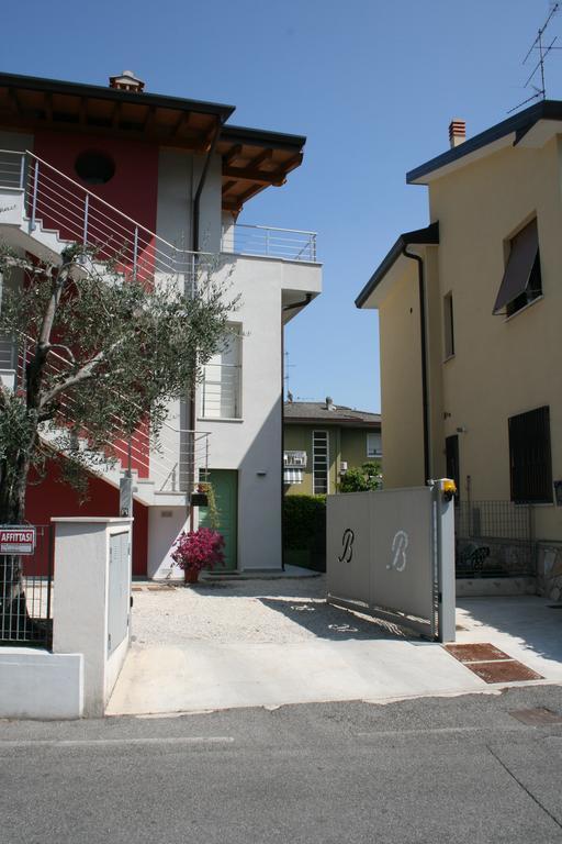 Alma Apartment Σιρμιόνε Εξωτερικό φωτογραφία