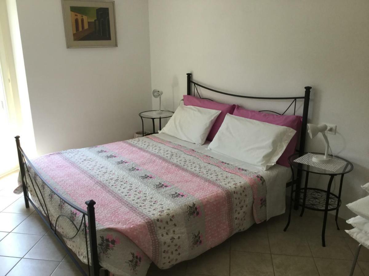 Alma Apartment Σιρμιόνε Εξωτερικό φωτογραφία
