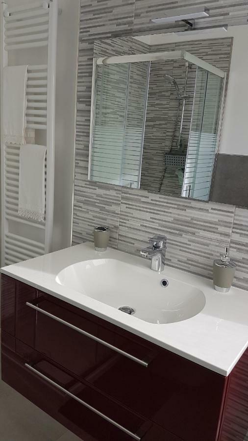 Alma Apartment Σιρμιόνε Εξωτερικό φωτογραφία