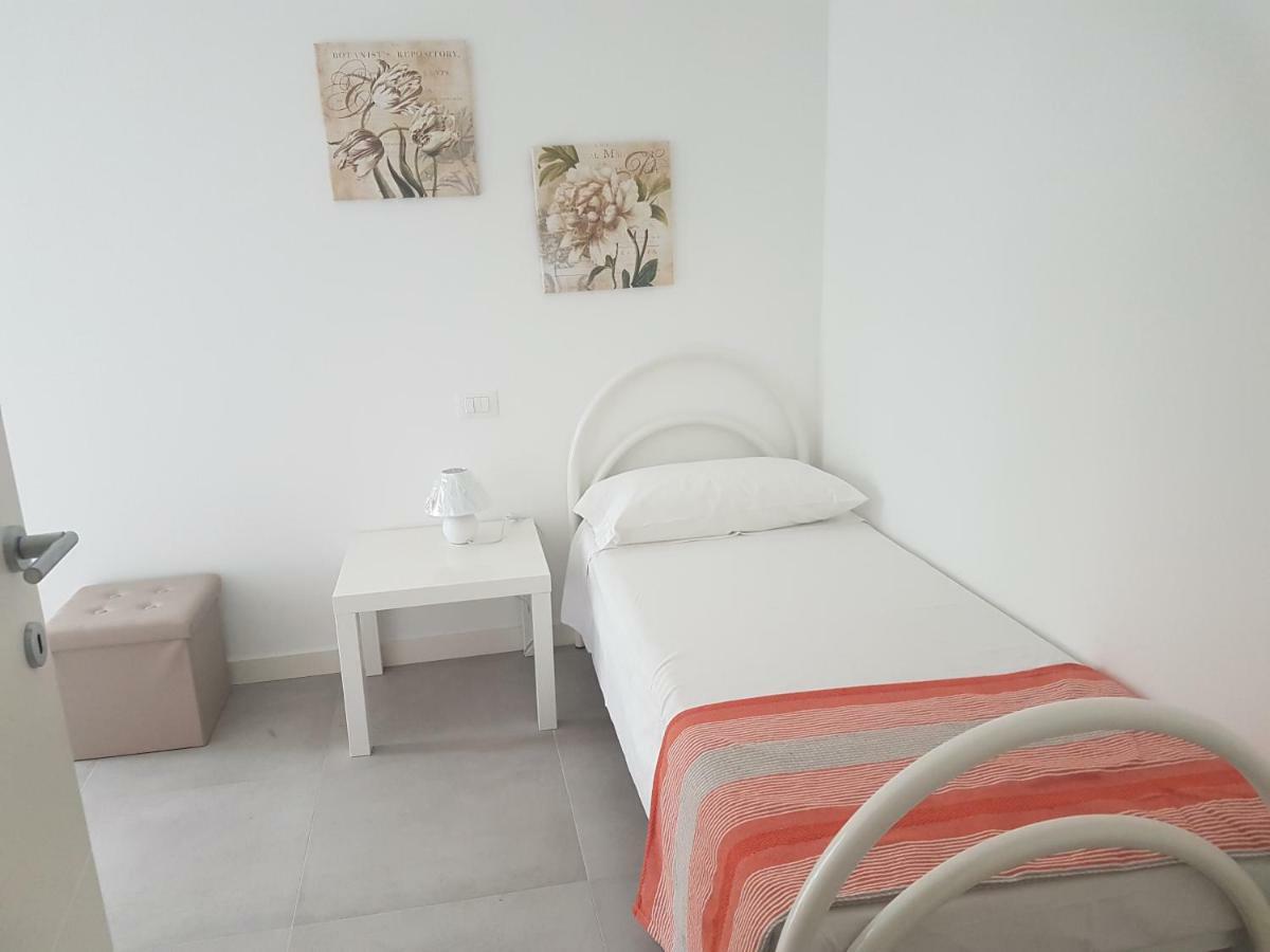 Alma Apartment Σιρμιόνε Εξωτερικό φωτογραφία